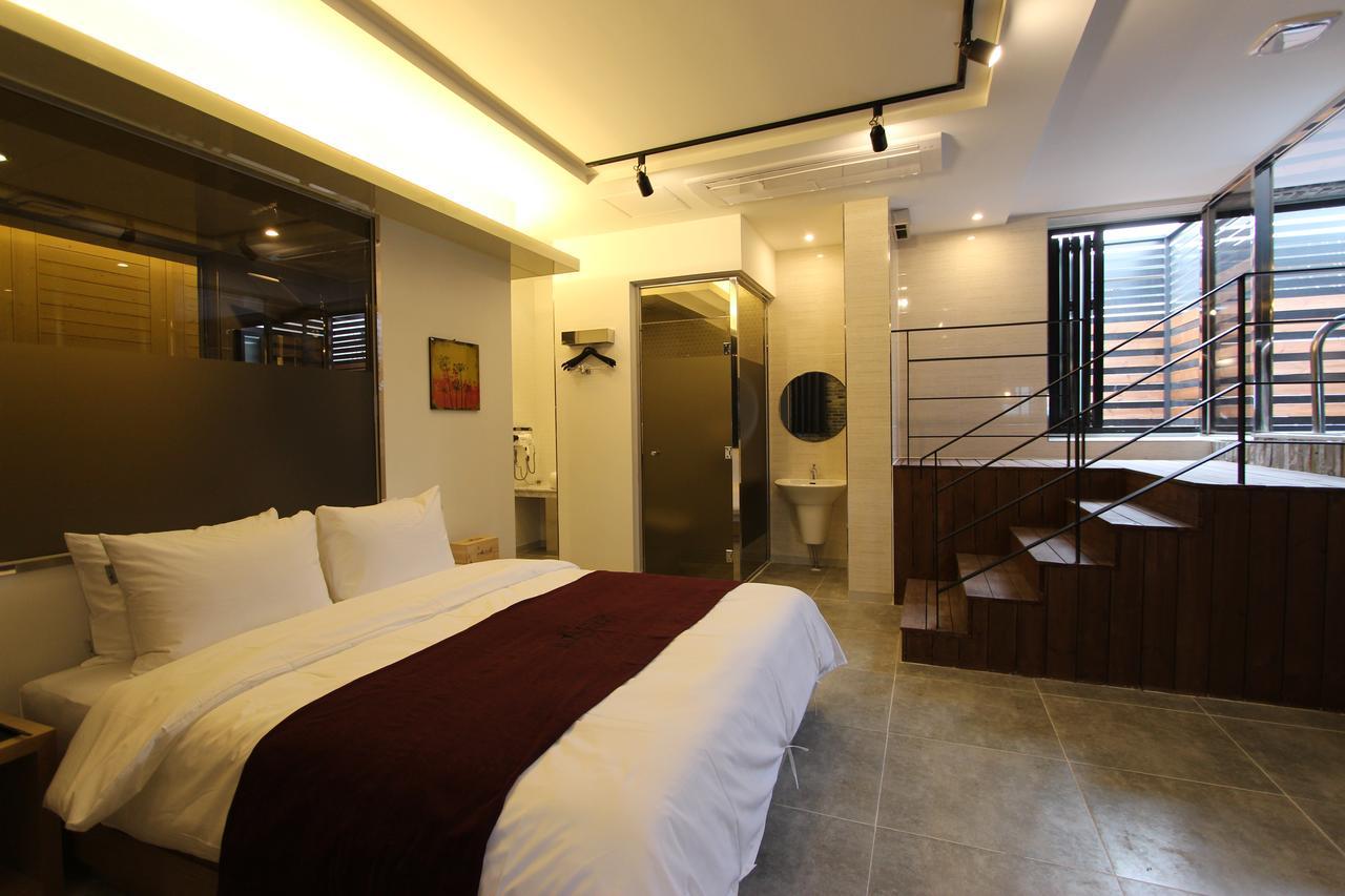 Instar Tourist Hotel Daegu Bagian luar foto