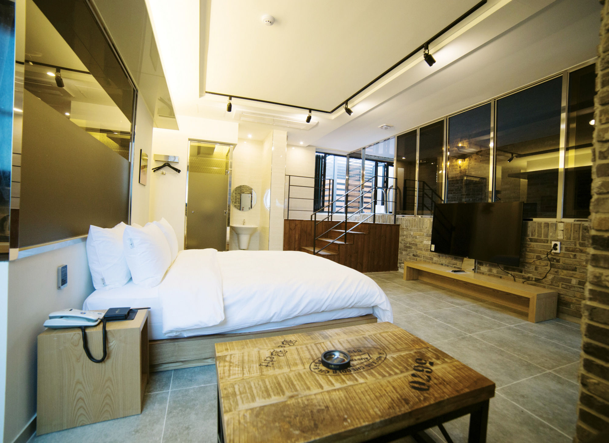 Instar Tourist Hotel Daegu Bagian luar foto